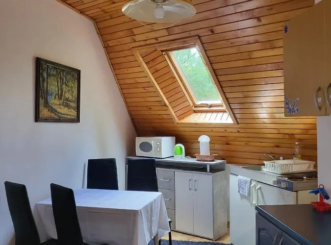 Elena - Apartmánovy Dom
